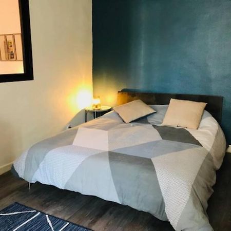 Au Coeur Du Vieux Bayeux, Logement De Charme Appartement Buitenkant foto